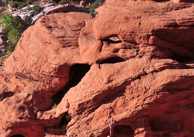 SofieMarieXXX/SM_Red_Rocks_Nude_Above_Open_Pose_NV